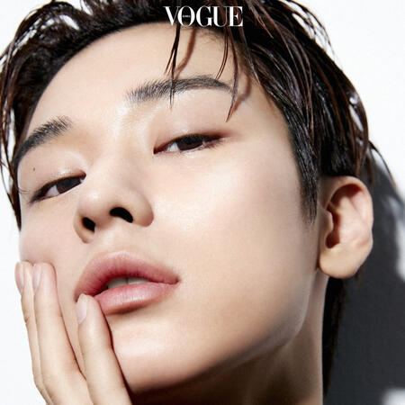 vogue korea (dec 2022)